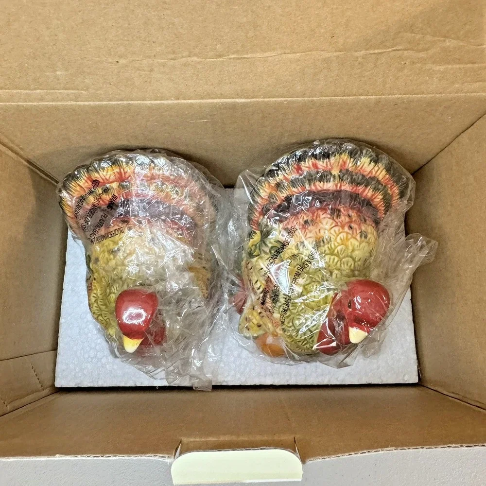 Lot 2 Lifestyles Home Accents Ceramic Turkey Candle Holders / Salt & Pepper Sets